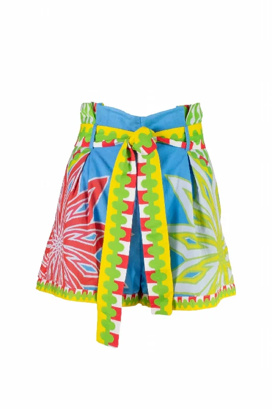 Denim Women Shorts with Distressed Details for a Casual VibeWomen's Avery Short In Star Print