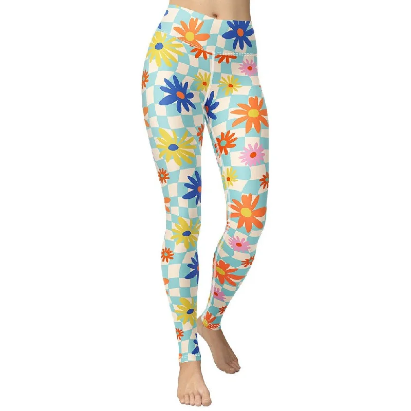 Plus Size Women's Printed Tight Trousers in Floral Patterns for a Spring - Inspired OutfitRetro Daisy Yoga Leggings Plus Size Women's Printed Tight Trousers in Floral Patterns for a Spring - Inspired OutfitRetro Daisy Yoga Leggings